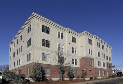 Auburn Apartments Haverhill Ma Primary Photo